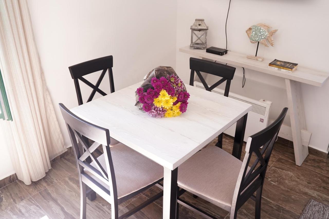 Вилла Waikiki Beach House Тиват Экстерьер фото