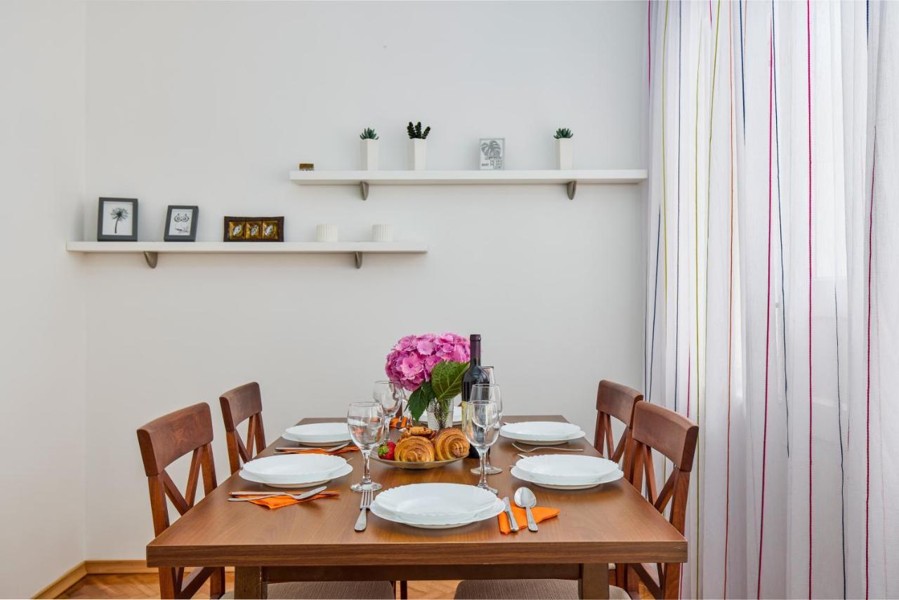 Вилла Waikiki Beach House Тиват Экстерьер фото