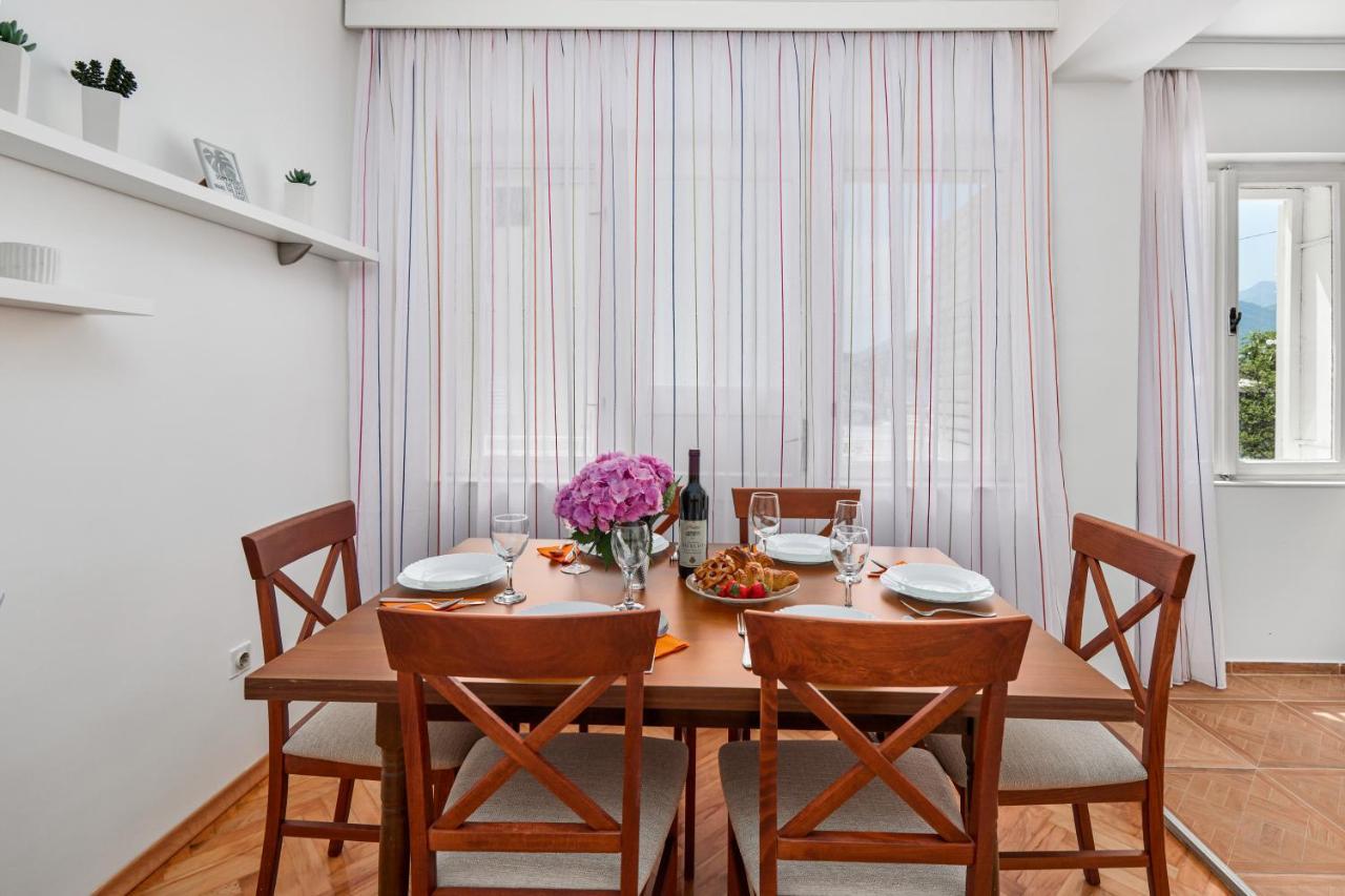 Вилла Waikiki Beach House Тиват Экстерьер фото