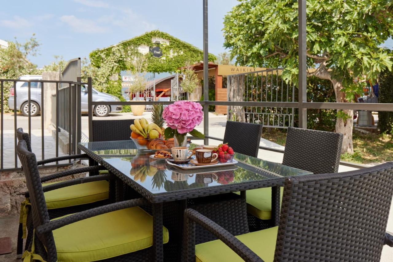 Вилла Waikiki Beach House Тиват Экстерьер фото